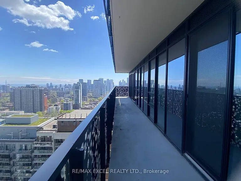 55 Charles St E #2803 — Photo 39