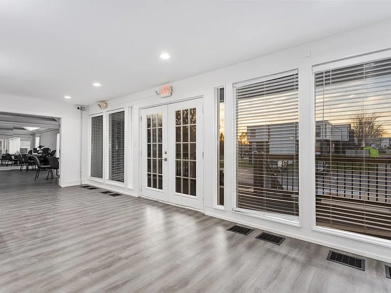 Stonegate Meadows Apartments — Photo 10