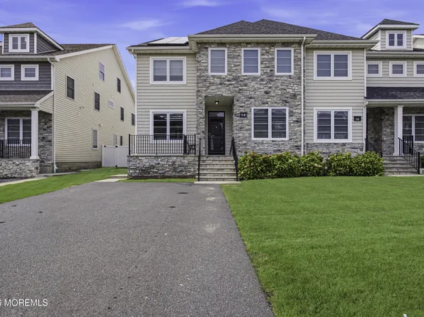 14 Majestic Way, Lakewood, NJ 08701