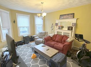 101 Browne St #2, Brookline, MA 02446
