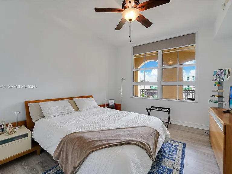 3001 NE 185th St #612 — Photo 13