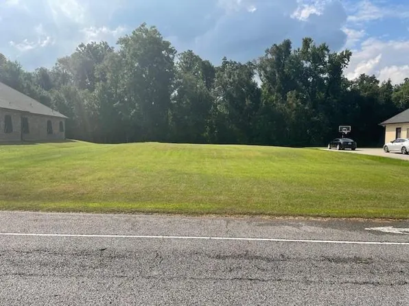 833 S South Fashion Blvd, Hahnville, LA 70057