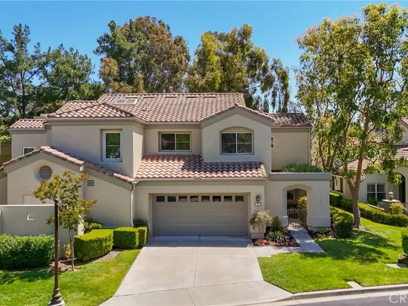 2 Via Empanada, Rancho Santa Margarita, CA 92688