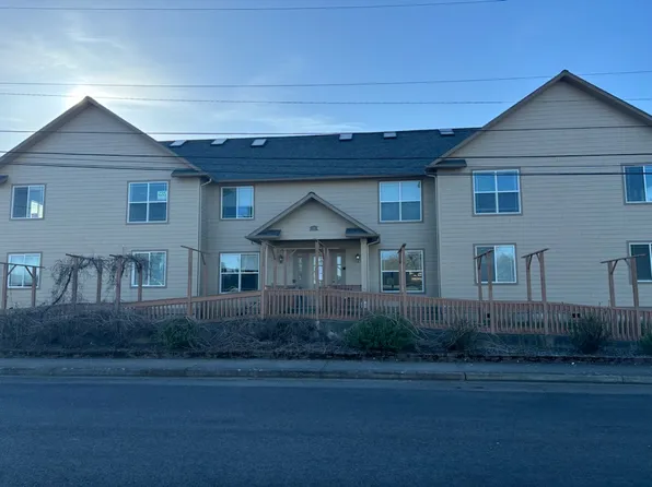 701 Marsh Ave #2C, Centralia, WA 98531