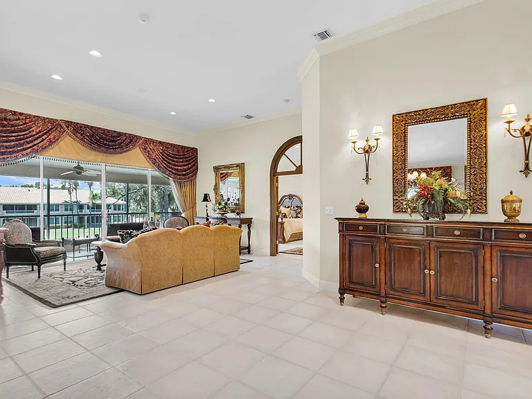 222 Legendary Cir — Photo 22