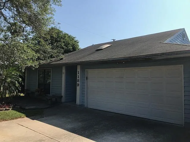 3 bed, 1270 sqft, $3,000 — Photo 4