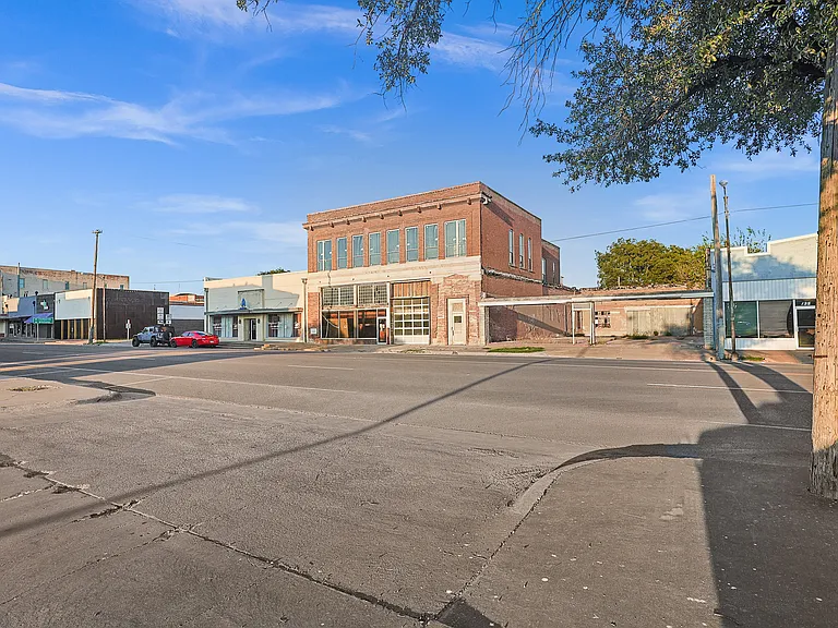 125 S Waco St #2 — Photo 16