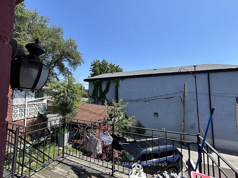 1027 Pape Ave #A — Photo 11