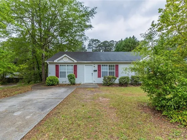 8051 Trinity Park Dr, Riverdale, GA 30296