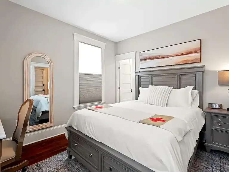 20 Hobart St #1 — Photo 7
