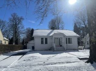 2140 Miles Ave, Kalamazoo, MI 49001