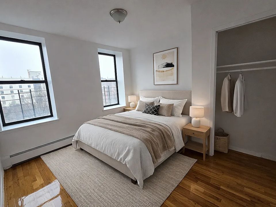 2nd image of 1310 Sheridan Ave #1G
