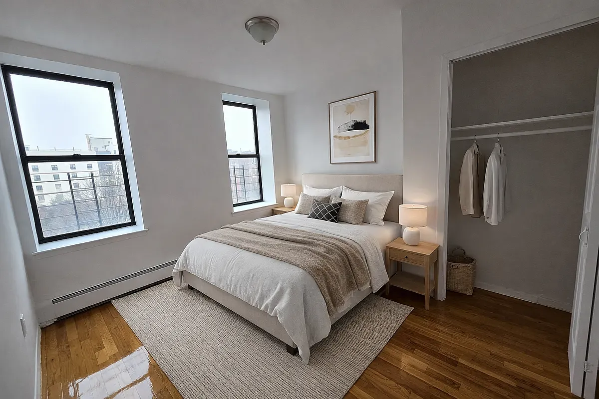 Building Photo - 1310 Sheridan Ave #1G