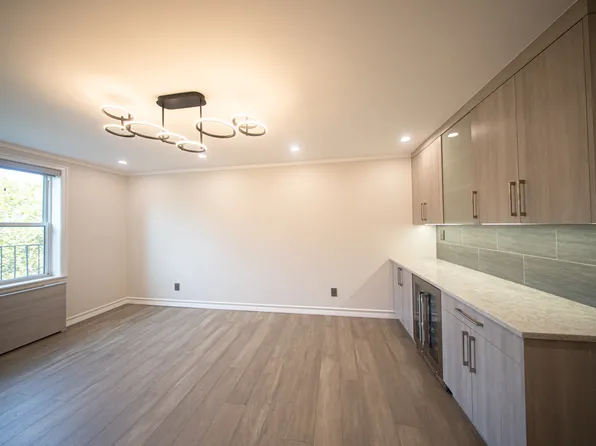 2531 East 7th Street image 9 of 37