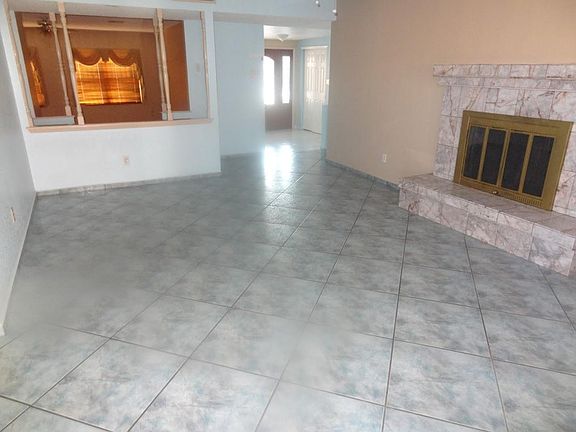 4th image of 9312 Betel Dr