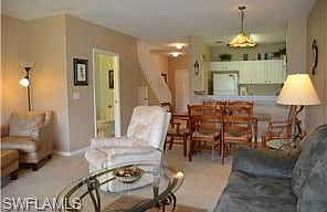 5th image of 10044 Pacific Pines Ave