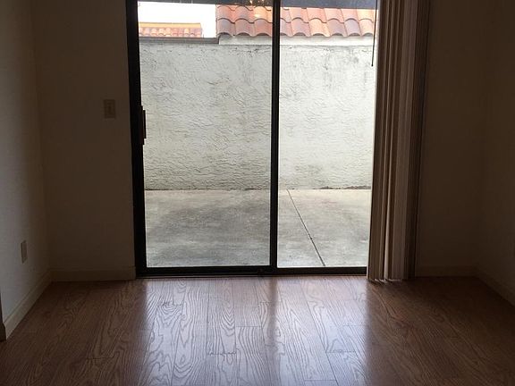 5th image of 19956 Portal Plz