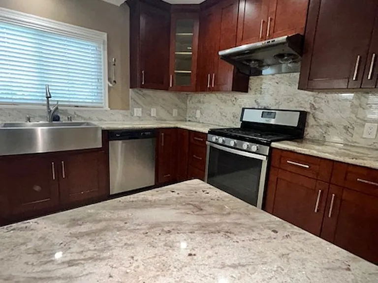 922 S Patton Ave — Photo 34