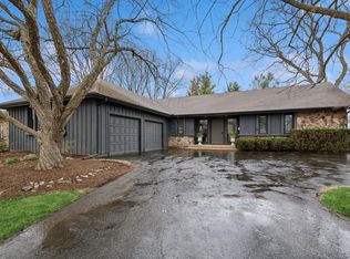 1236 Crane Blvd, Libertyville, IL 60048