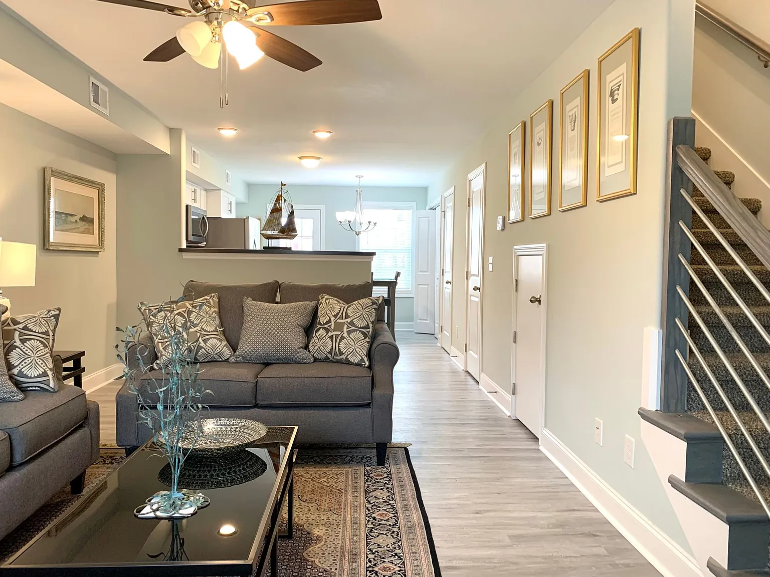915 Sinclair Dr Apartments — Photo 4