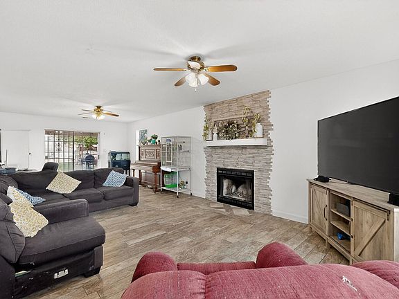 5th image of 6141 Kachina St NW