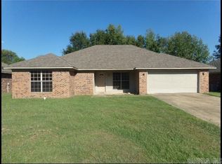 35 Blair Dr, Vilonia, AR 72173