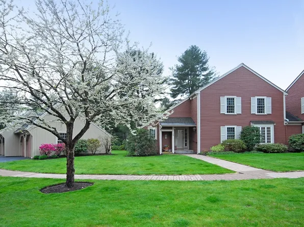 15 Edmonds Rd Unit 15, Concord, MA 01742