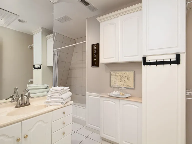 847 W High St — Photo 14
