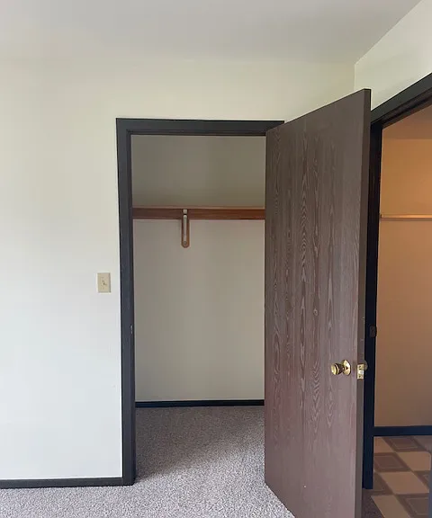 W69N905 Evergreen Ct — Photo 15