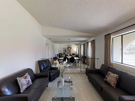 4th image of 48104 Lombard Ct