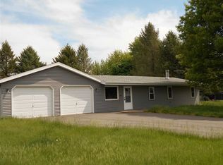218 Wilkins Cir, Avon, IL 61415