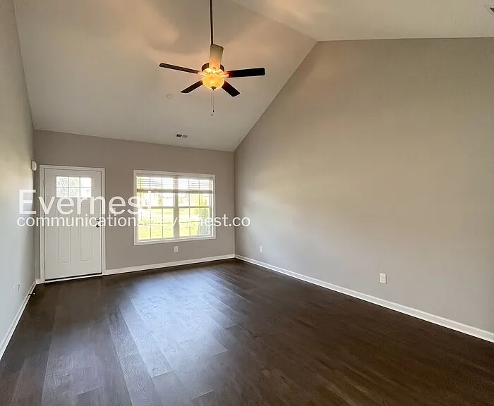 1309 Ventura Ln — Photo 7
