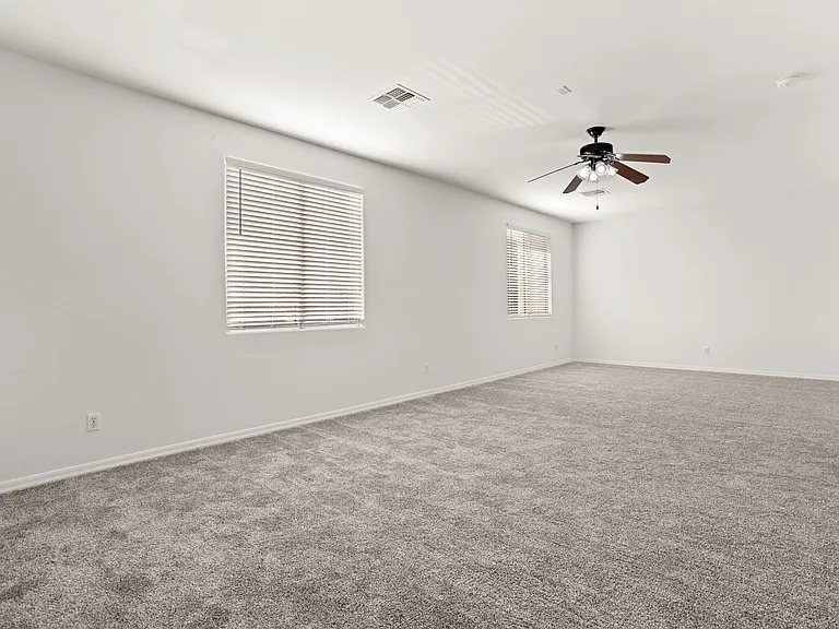 1247 E Kenwood St — Photo 15