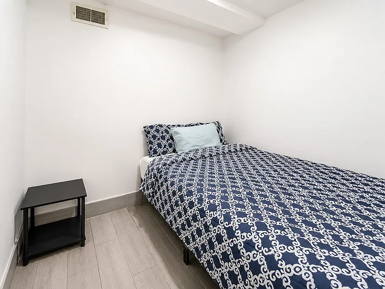 2190 Ocean Ave #0 — Photo 4