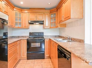 2828 152nd St #201, Surrey, BC