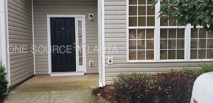 2266 Nicole Dr photo 1