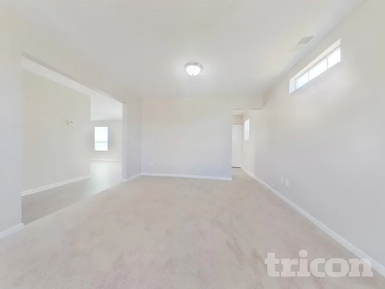 390 Fox Trot Dr — Photo 16