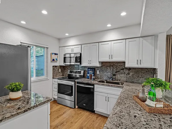 408 Old Orchard Ct, Danville, CA 94526