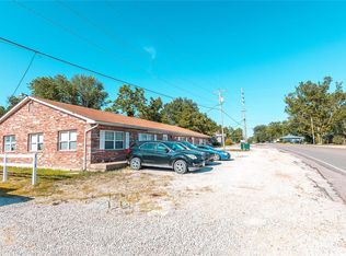 1201 W Washington St, Cuba, MO 65453