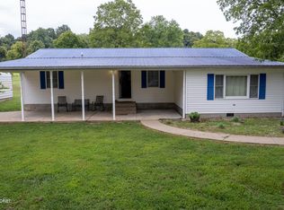 49 Young Way, Falls Of Rough, KY 40119