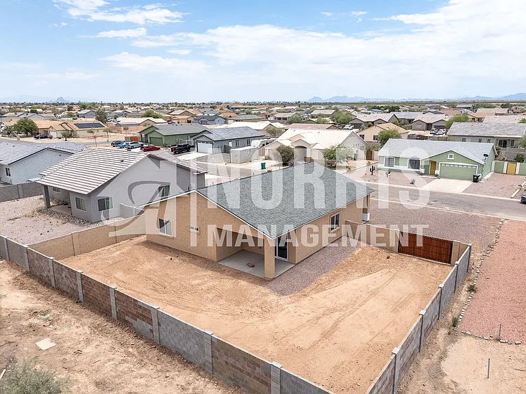 12532 W Delwood Dr — Photo 38