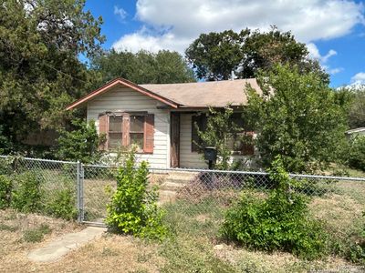 301 Barrett, San Antonio, TX, 78214