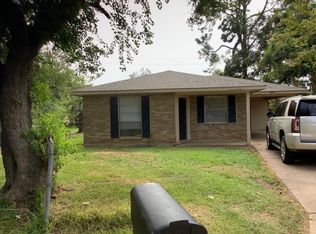 1807 Cavan Cir, Alexandria, LA 71303