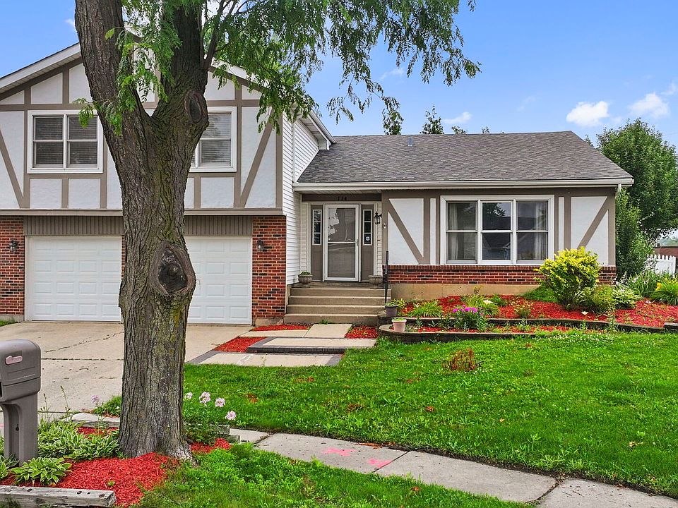 1st image of 114 Wren Ct