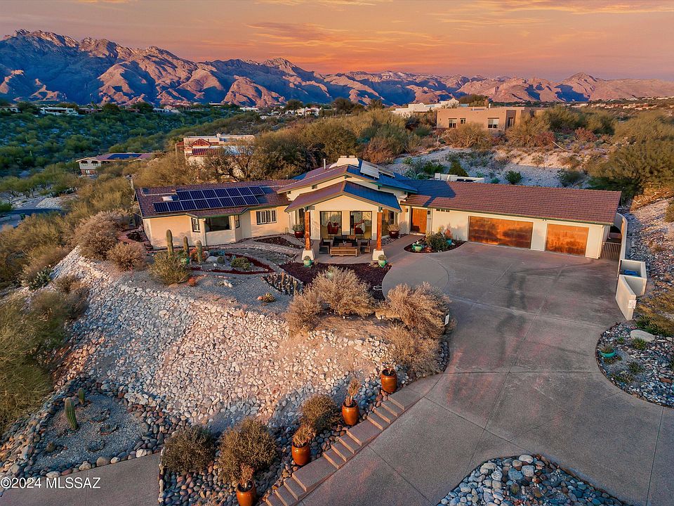1st image of 4300 N Camino Yermo
