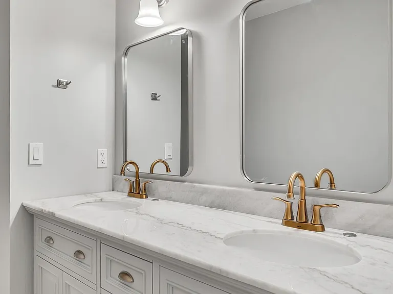 2135 Acklen Ave #10 — Photo 18