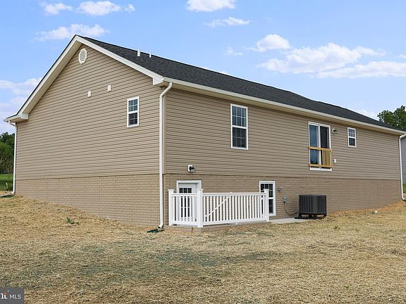 4th image of 43 Lilleigh Ct