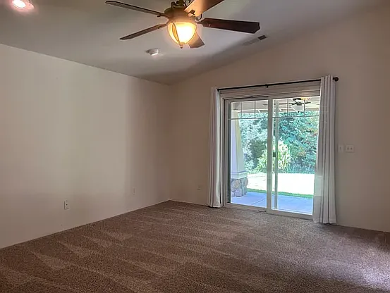 3311 Edgewater Dr — Photo 9