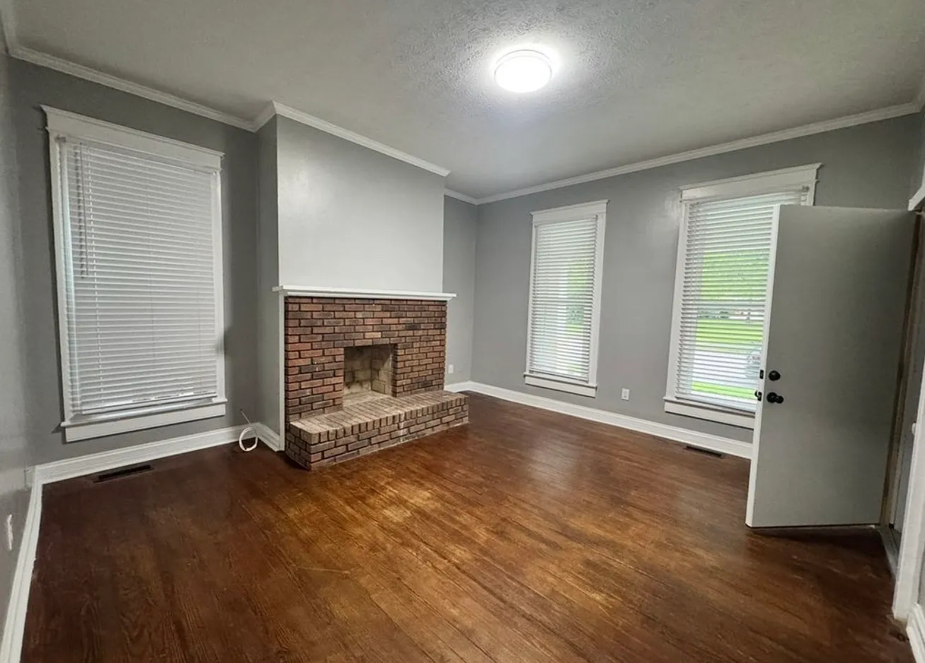 1 bed, 800 sqft, $1,250 — Photo 2
