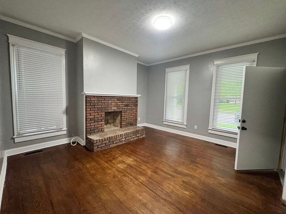 2nd image of 626 N 6th St #4